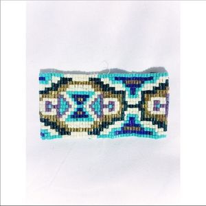 Beaded bracelet ✨NEW✨ with 🏷tags!✨